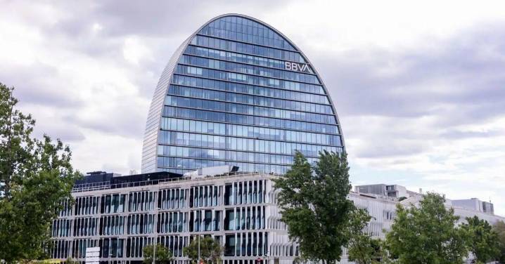 Abierto el plazo de aceptación de la opa del BBVA al Sabadell