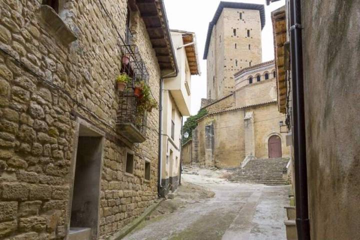 De Zaragoza al pueblo más bonito de su entorno: tiene 10.000 años y está a 95km