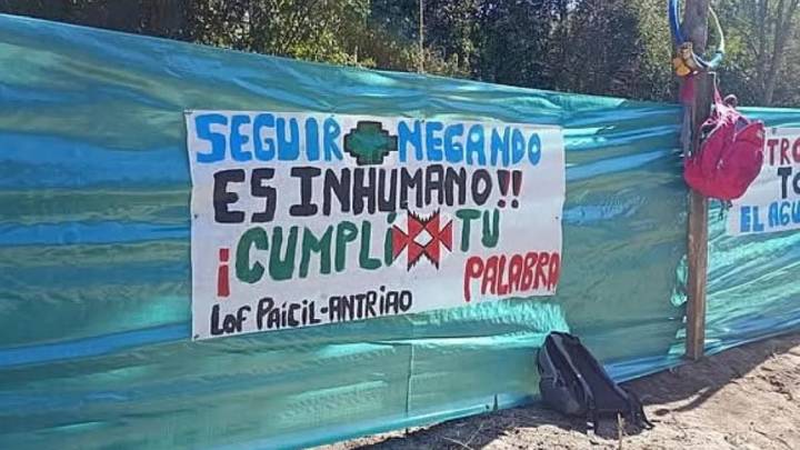 Comunidad mapuche exigió que se concrete la reubicación de 18 familias en Villa la Angostura