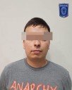 Detienen a dos presuntos narcomenudistas con arma de fuego en Cd. Juárez