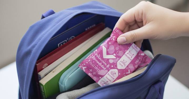 Estudiantes de CDMX podrán faltar por cólicos menstruales y reprogramar exámenes
