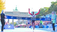 Kenia gobierna en el Maratón BMW de Berlín 2025