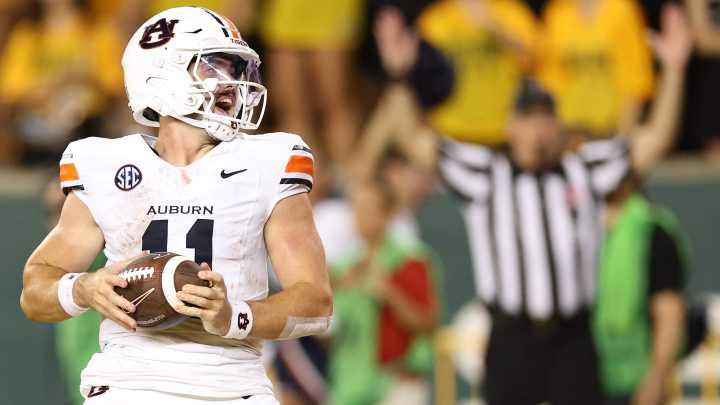 Brent Venables weighs in on Jackson Arnold's return for OU