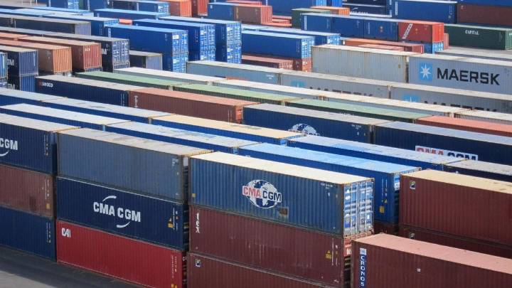 El déficit comercial de España se incrementa un 53% hasta julio, pese a que las exportaciones registran niveles récord