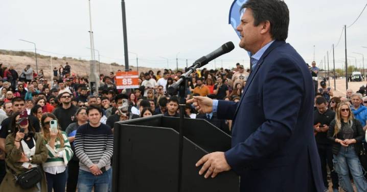 Mariano Gaido entregó 418 lotes con servicios en Z1: es el sexto barrio planificado de la gestión