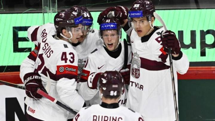 Do the Bruins have a possible breakout prospect in Dans Locmelis?
