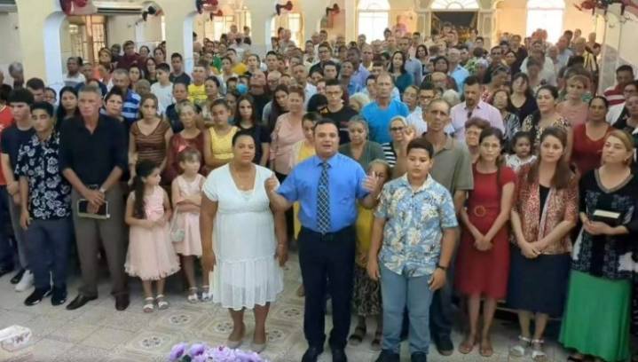 Cuban pastor issues call for a thousand hours of prayer