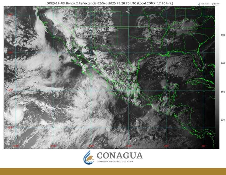 Lorena está a 350 km al sur-sureste de Cabo San Lucas, Baja California Sur