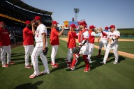 Zach Neto y Mike Trout hacen ganar a Angelinos 4