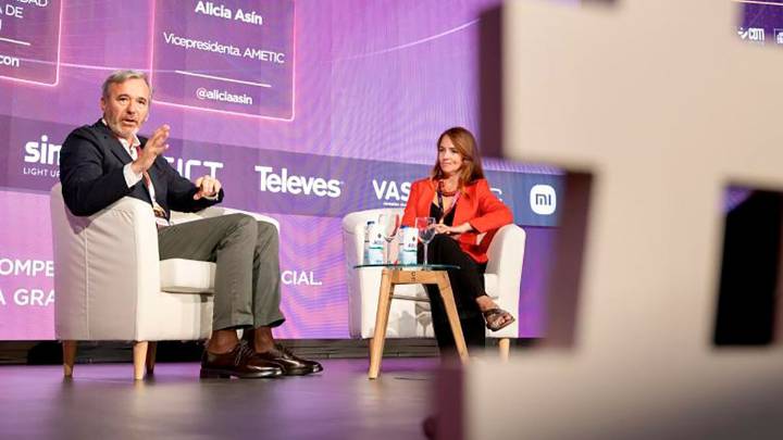 Azcón destaca en Santander la importancia de "generar un ecosistema" en torno al hub tecnológico