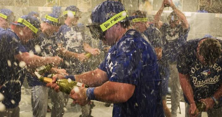 Blue Jays are 1st AL team to clinch playoff spot; best record in league, East title still in play