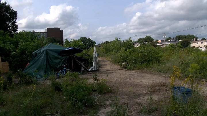 Advocacy group says RI homelessness ticked down from 2024, 2,373 people unhoused