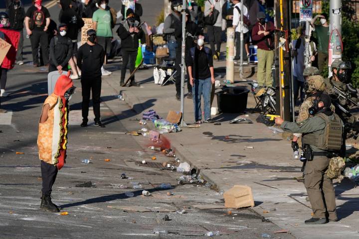 Trump ordena el despliegue del Ejército y el uso de la “fuerza total” contra el movimiento Antifa en Portland
