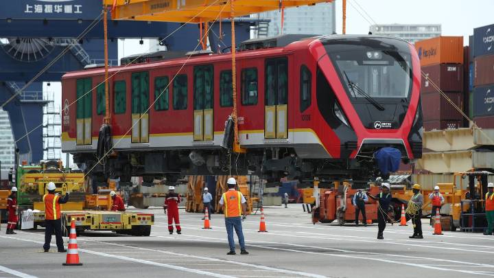 El desplante del Gobierno Petro a la llegada del primer tren del Metro de Bogotá