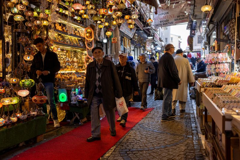 Turkey sees inflation at 28.5% in 2025, single digits from 2027 on, programme says