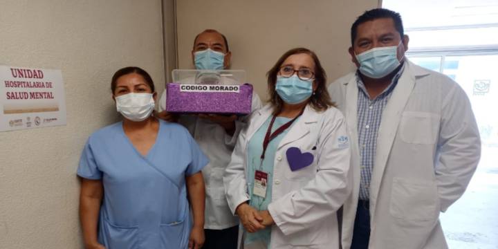 ISSSTE advierte: uso excesivo de redes sociales e IA puede dañar la salud mental