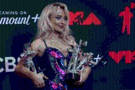 Lady Gaga arrasa en los MTV VMA 2025 con cuatro premios