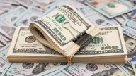 El dólar oficial marcó un nuevo récord y quedó a menos de 4% del techo de la banda