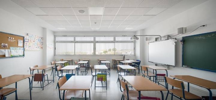 La IA toca la puerta de las aulas: Más del 75% de profesores la usará en 2025