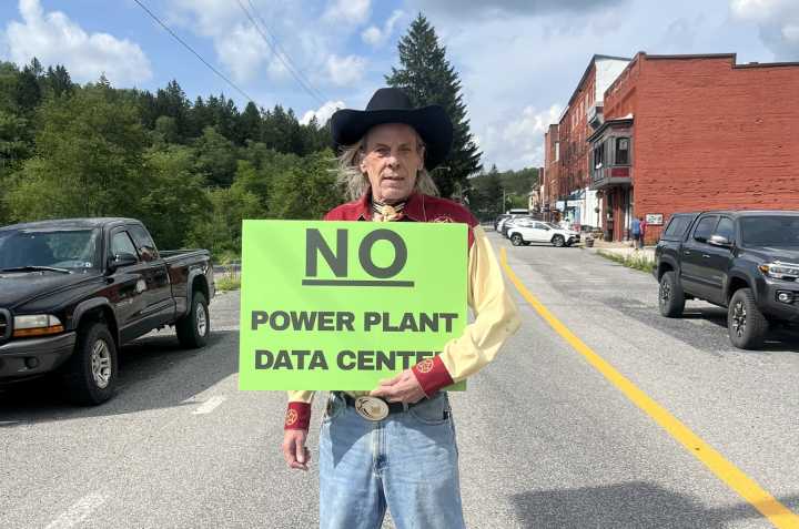 Environmental groups mount a challenge to data center power permit