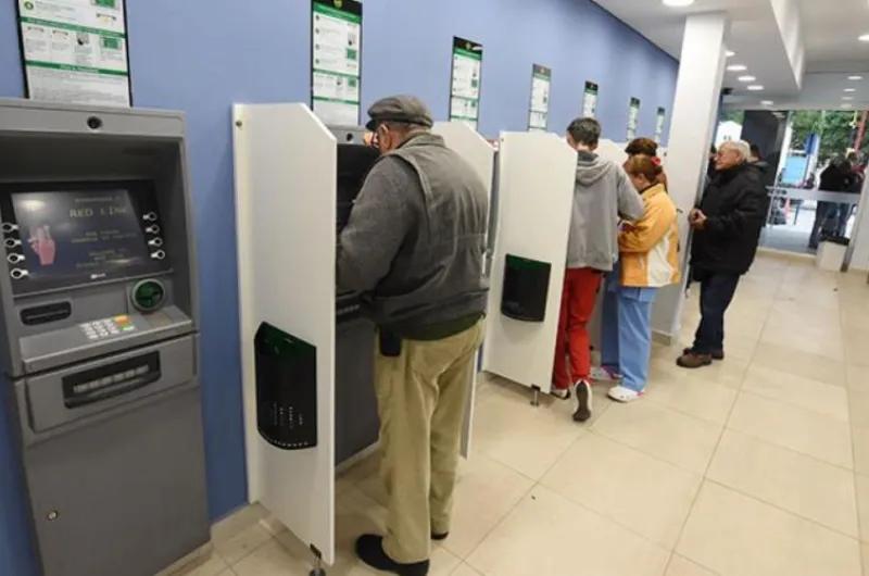Así se cumplirá el pago de haberes a beneficiarios de las jubilaciones y Asignación Universal por Hijo