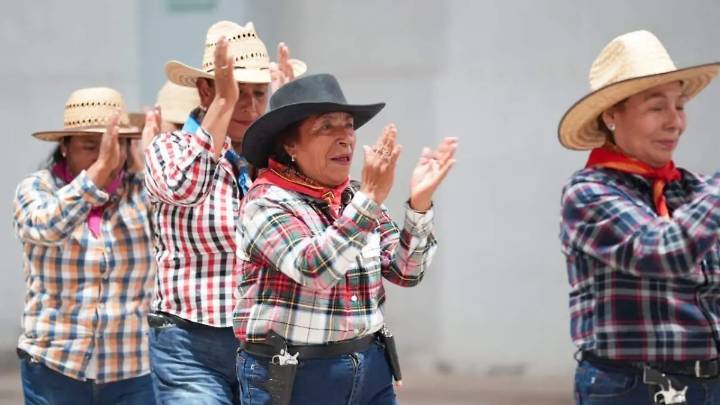 Celebró DIF de Tlaxcala a los adultos mayores de la capital en su día