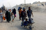 El éxodo a ninguna parte de los palestinos en Ciudad de Gaza