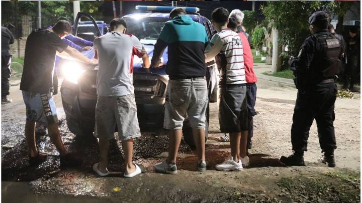 En agosto, la Policía de Santa Fe detuvo a 946 personas en el departamento La Capital