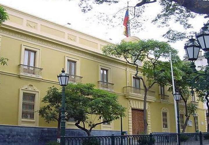 Venezuela rechaza señalamiento de EEUU de producir y facilitar tránsito de drogas