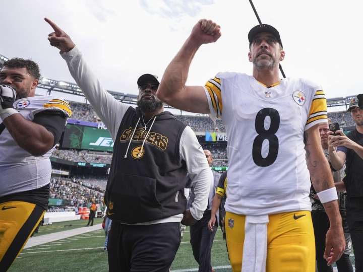 Aaron Rodgers leads Steelers past former team with a win over Jets