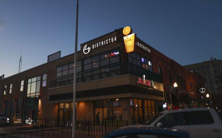 Fargo bar facing charges after accused killer entered underage, police say