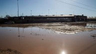 Los polígonos funcionan a medio gas por la alerta roja