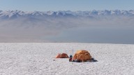 Una expedición internacional extraerá los primeros testigos de hielo profundo de los glaciares del Pamir para preservarlos en la Antártida
