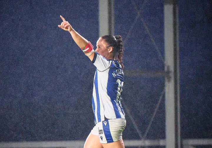 La Real duerme líder gracias a un doblete de Nerea Eizagirre