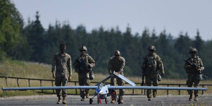 Así son los nuevos drones que prueba la OTAN para enfrentar las incursiones aéreas de Rusia