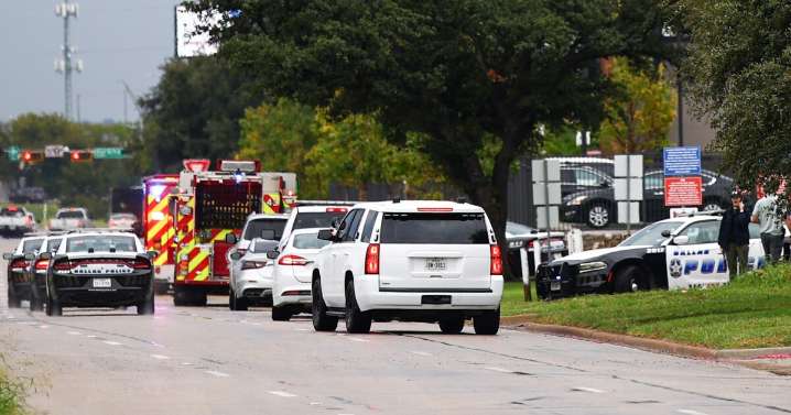 Shooting at ICE detention facility in Dallas kills 2 detainees, injures 1 other
