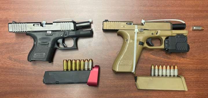 NYPD officers recover 2 guns after driver flees stolen vehicle on Staten Island