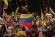 Juez federal bloquea cancelación del TPS para venezolanos y haitianos