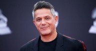 Alejandro Sanz está de regreso con todos sus éxitos para cantarle al amor