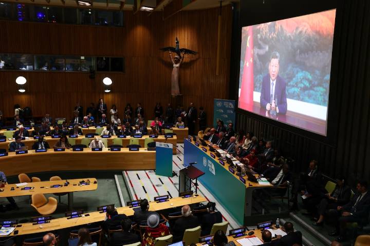 China plans to reduce greenhouse gas emissions by up to 10% by 2035, Xi tells UN