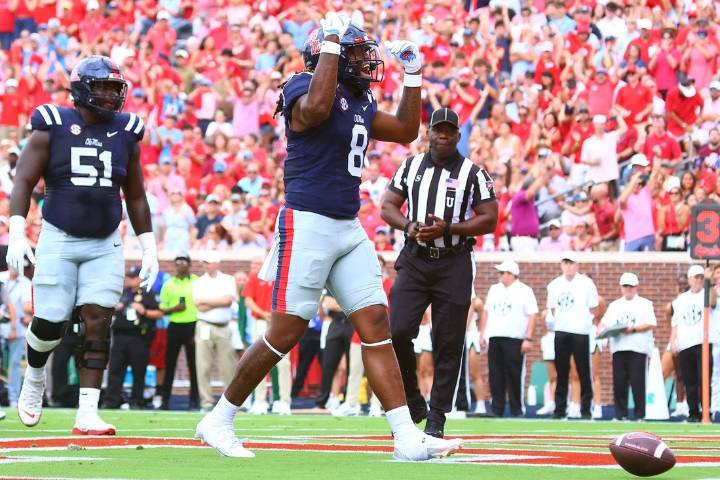 Deadspin | Trinidad Chambliss does it all, No. 13 Ole Miss shuts down Tulane