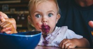 Feeding babies blueberries has huge health benefits