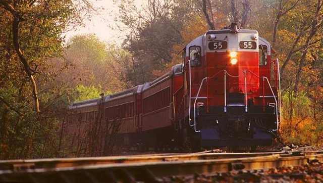 All aboard! Celebrate all things fall aboard Warren County’s Pumpkin Express