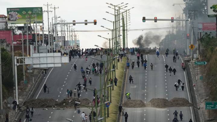 Violent clash over fuel prices in Ecuador leaves 1 protester dead and 12 soldiers injured