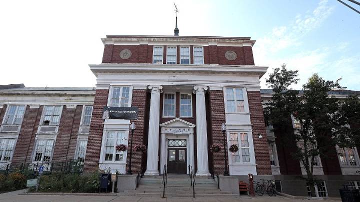 Somerville mayor voted out on primary night