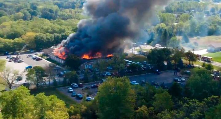 Tiroteo en iglesia mormona de Michigan deja varios heridos; atacante fue abatido