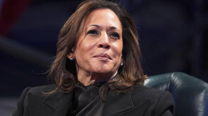 Harris critiques Biden's 2024 candidacy in new book