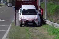 Choque en Colonia Avellaneda: ondulaciones sobre Ruta 168 habrían distraído a conductor