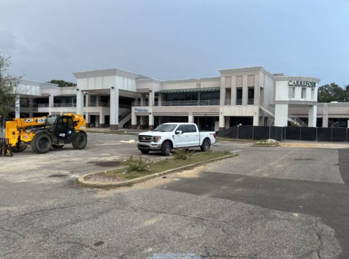 Demolition of Germantown shopping center postponed