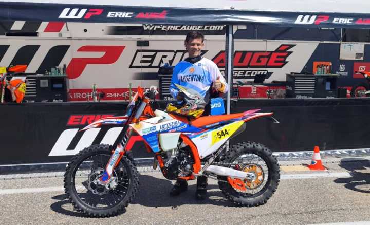 Martín fue medalla de bronce en los Seis Días de Enduro